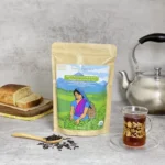 Organic black tea with cake